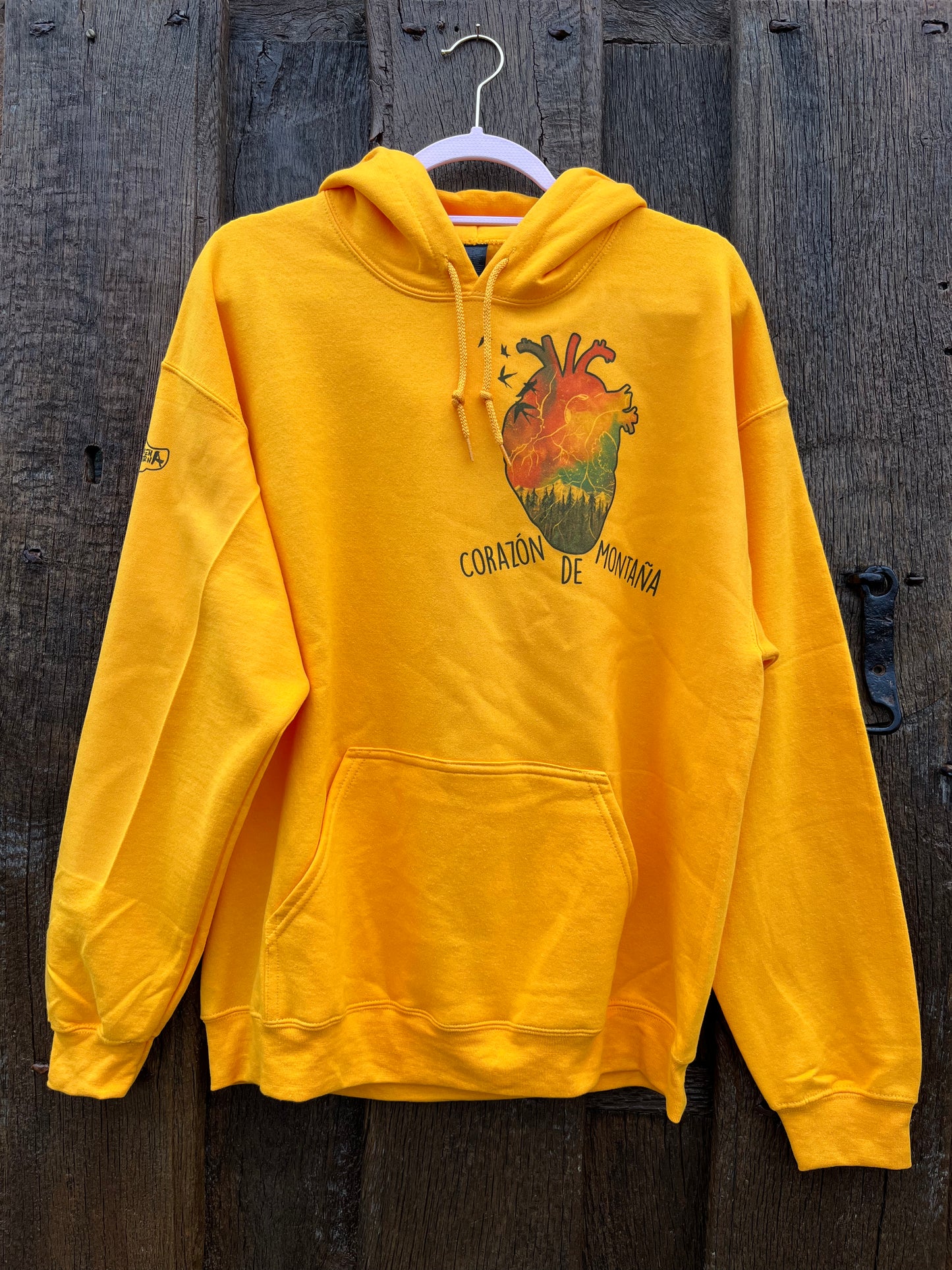 Sudadera Mostaza Gold con ilustración unisex