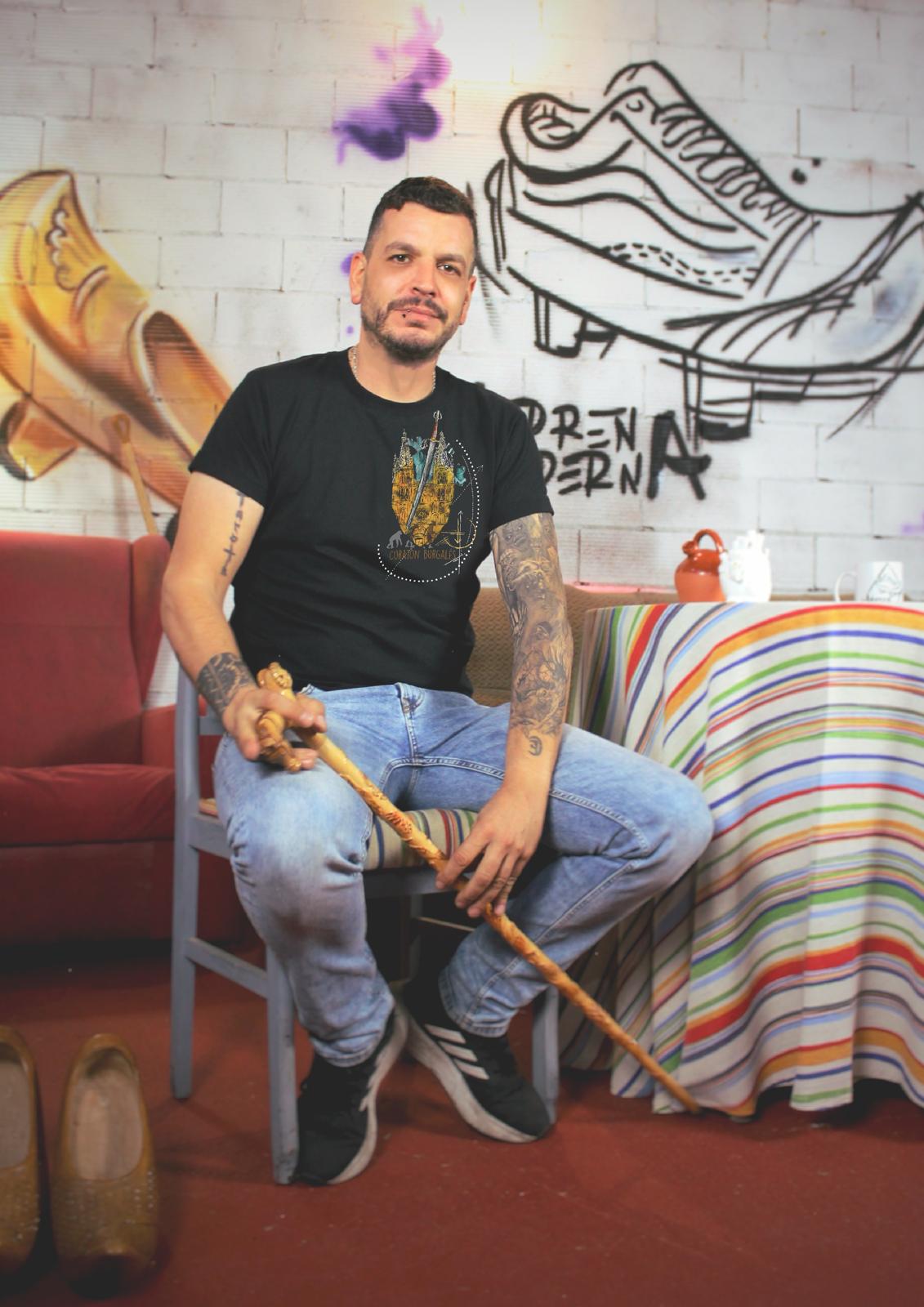 Camiseta con corazón burgalés