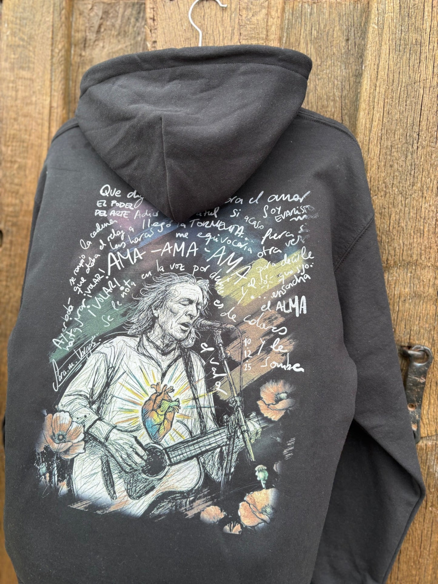 Sudadera negra con ilustración ROBE (GRANDE)